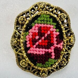 Vintage Brooch Pin Rose Needlepoint‎ Petit Point Cross Stitch Filigree Gold Tone